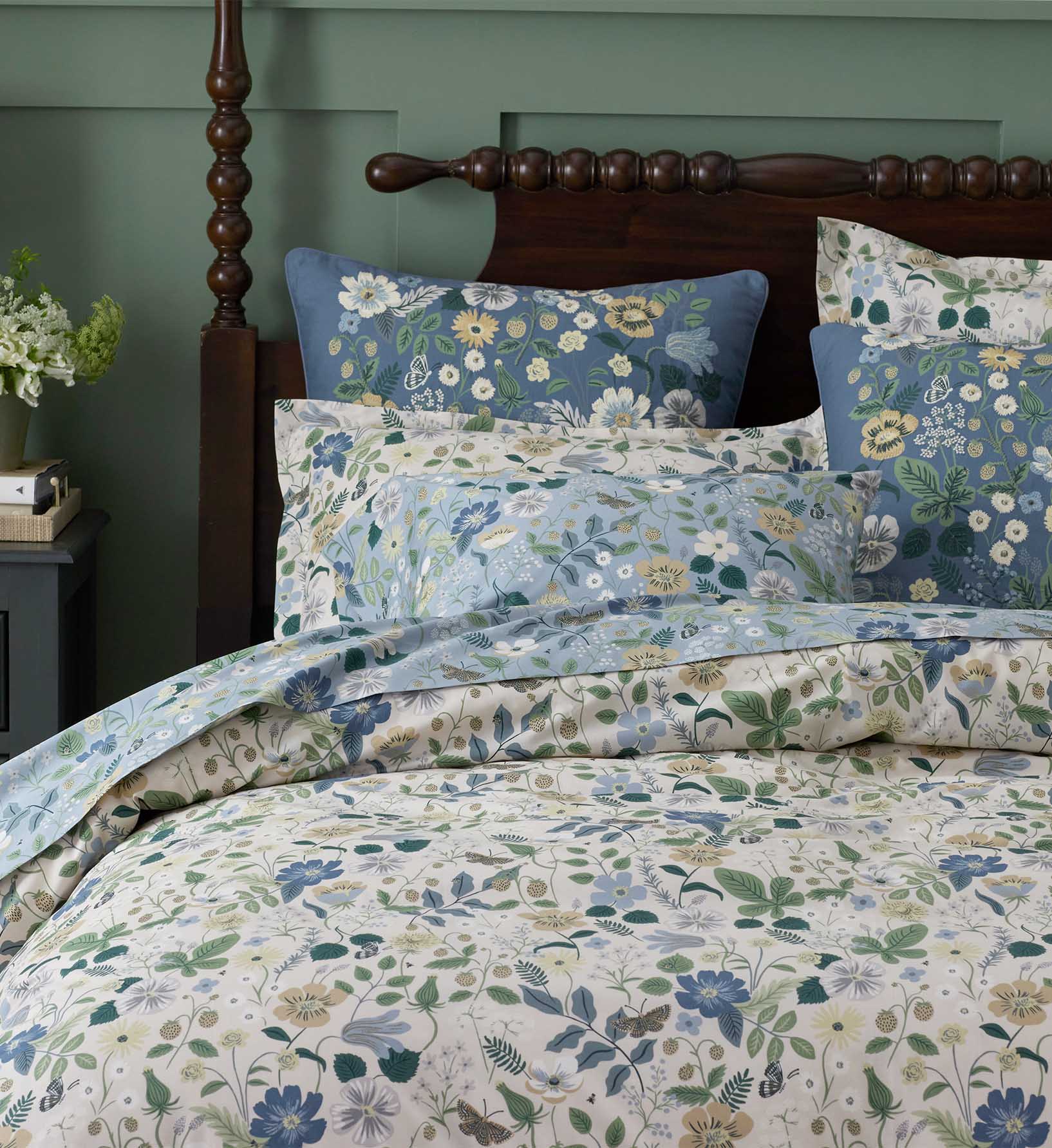 Percale Fitted Sheet - Strawberry Fields Slate